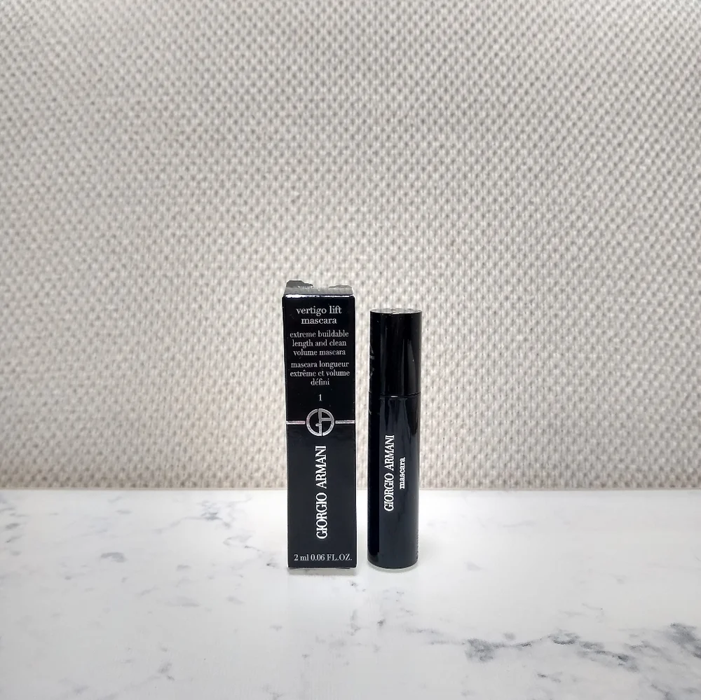 Giorgio Armani Vertigo Lift Mascara Mini Travel Size .06 Oz
